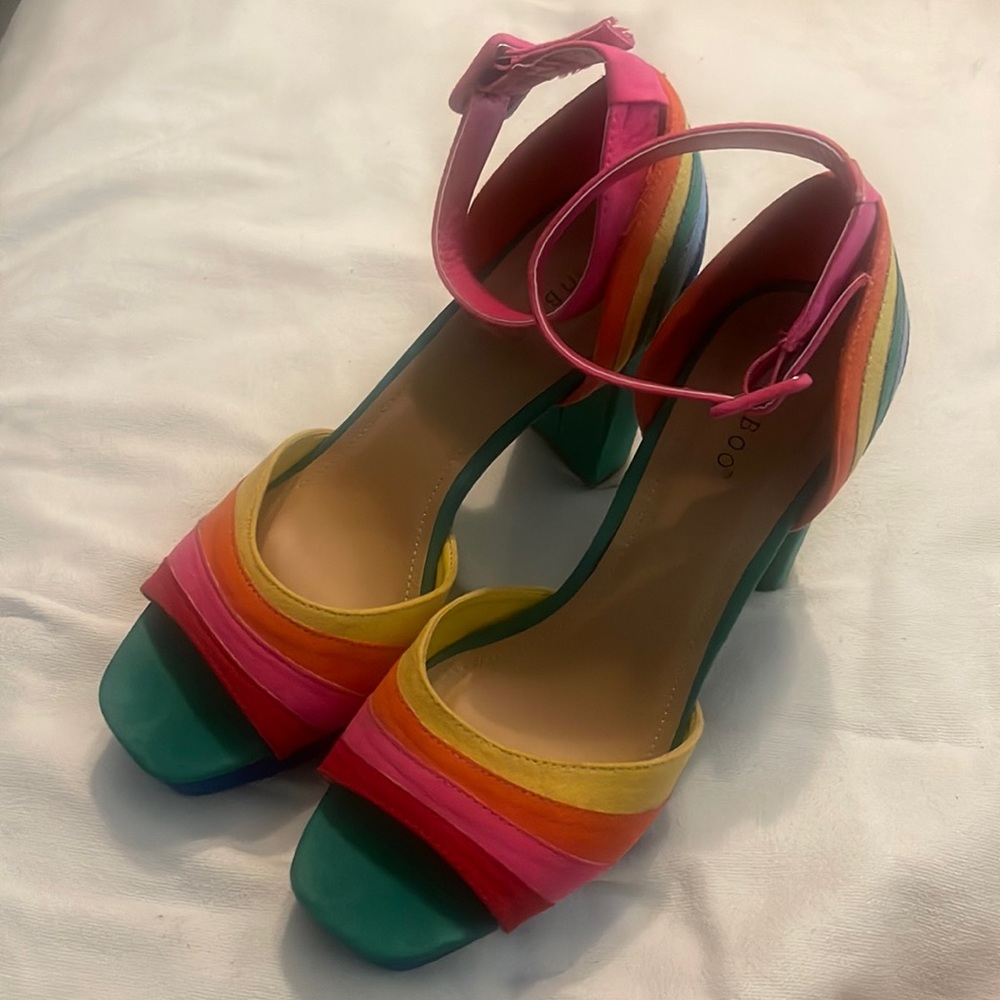 Bamboo Women’s Colorful Platdoem Heels